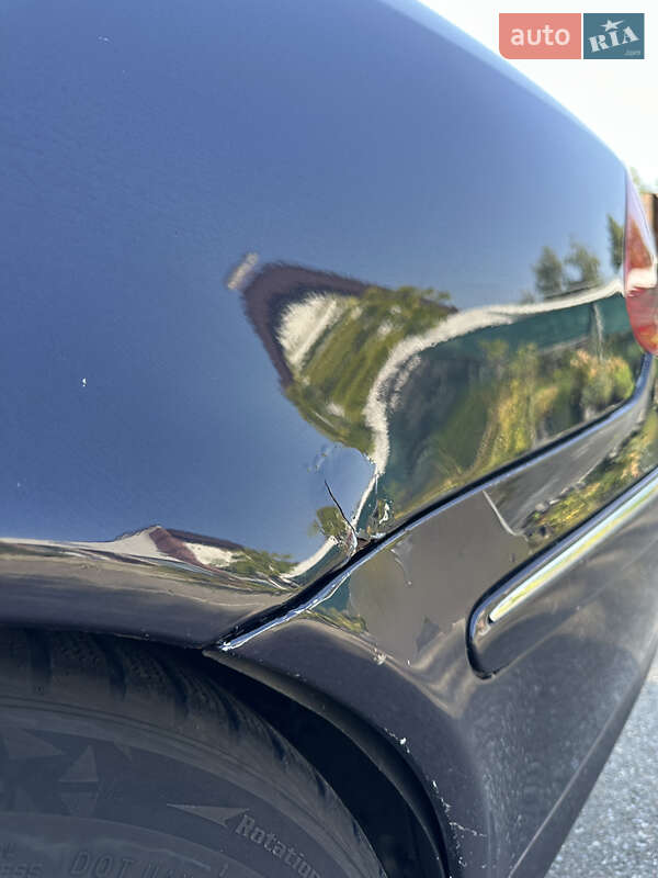 Седан Mercedes-Benz E-Class 2004 в Хотові