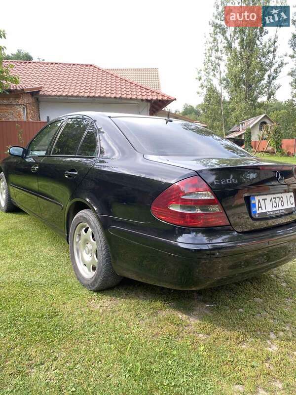 Седан Mercedes-Benz E-Class 2003 в Ивано-Франковске