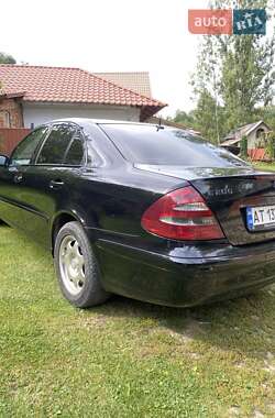 Седан Mercedes-Benz E-Class 2003 в 