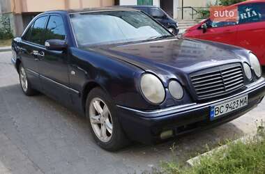 Седан Mercedes-Benz E-Class 1996 в Черновцах