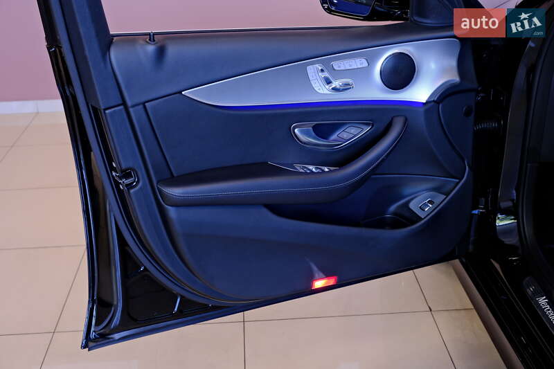 Седан Mercedes-Benz E-Class 2017 в Одессе фото 48 Седан Mercedes-Benz E-Class 2017 в Одессе