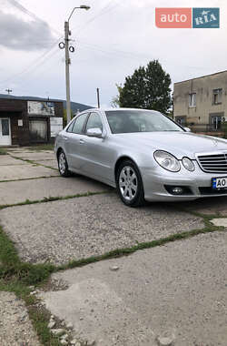 Седан Mercedes-Benz E-Class 2006 в Виноградові