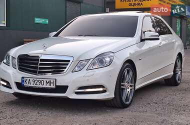 Седан Mercedes-Benz E-Class 2011 в Запоріжжі
