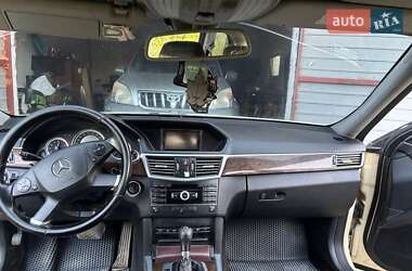 Універсал Mercedes-Benz E-Class 2010 в Івано-Франківську