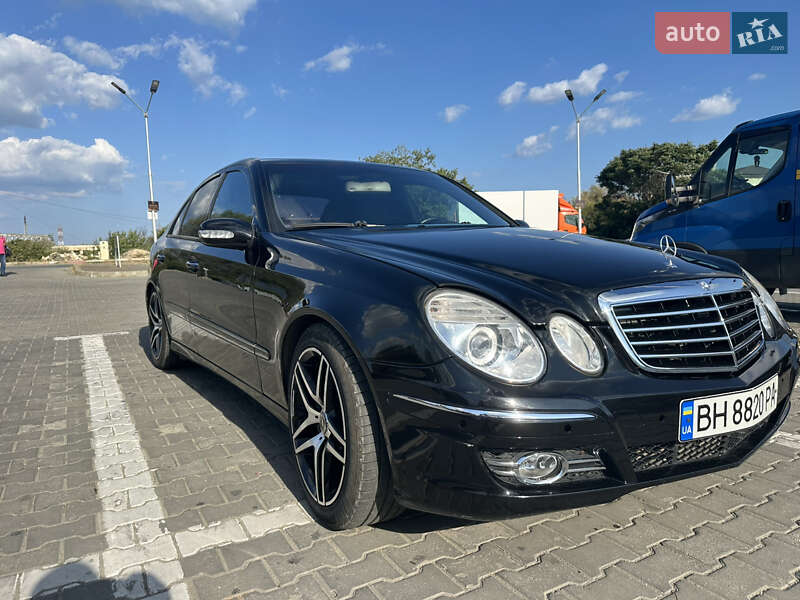 Mercedes-Benz E-Class 2002