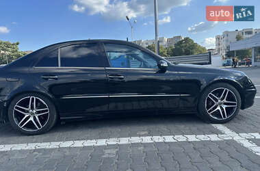 Седан Mercedes-Benz E-Class 2002 в 