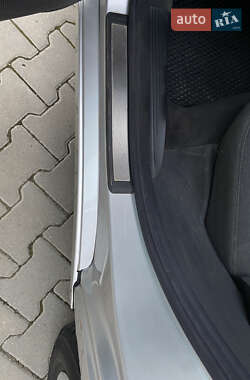 Седан Mercedes-Benz E-Class 2003 в 