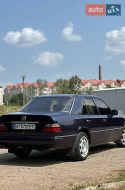 Седан Mercedes-Benz E-Class 1995 в 