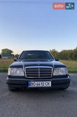 Седан Mercedes-Benz E-Class 1992 в Тернополе
