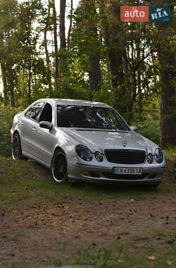 Седан Mercedes-Benz E-Class 2003 в Черкассах