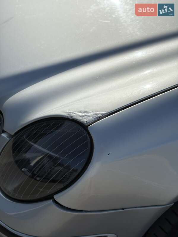 Седан Mercedes-Benz E-Class 2003 в Черкасах