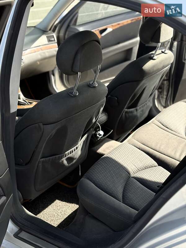 Седан Mercedes-Benz E-Class 2003 в Черкасах