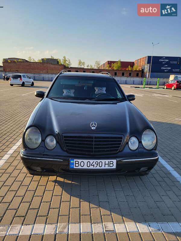 Универсал Mercedes-Benz E-Class 2001 в 