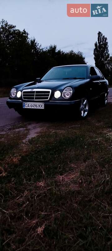Mercedes-Benz E-Class 1997