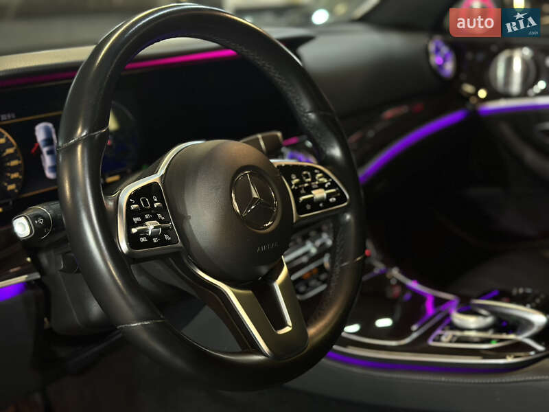 Седан Mercedes-Benz E-Class 2020 в Львове
