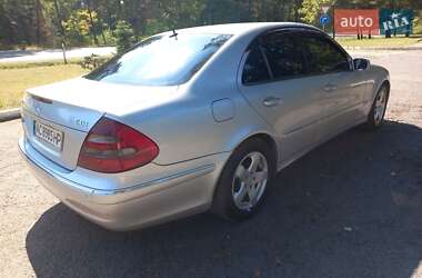 Седан Mercedes-Benz E-Class 2004 в 
