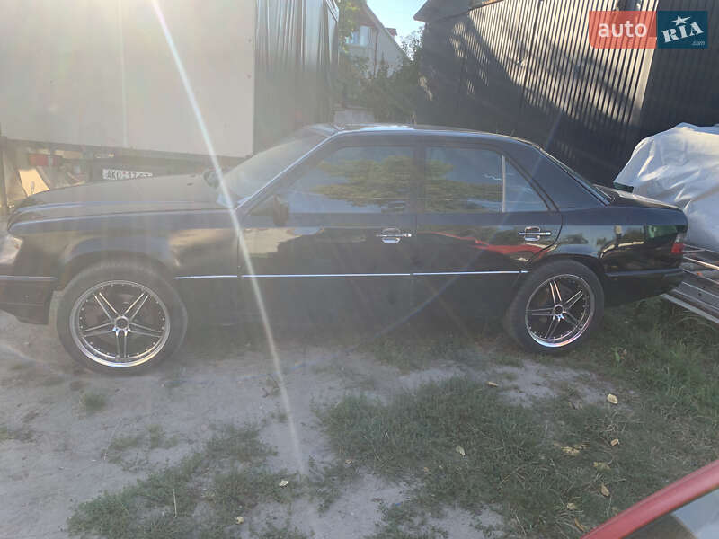 Седан Mercedes-Benz E-Class 1995 в Києві фото 4 Седан Mercedes-Benz E-Class 1995 в Києві