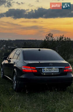 Седан Mercedes-Benz E-Class 2012 в 