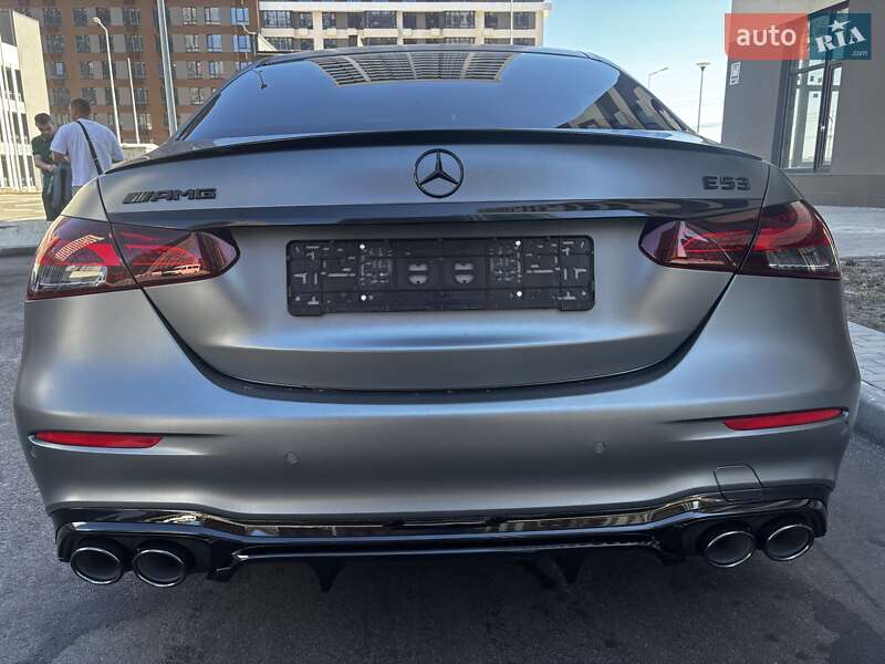 Седан Mercedes-Benz E-Class 2022 в Киеве