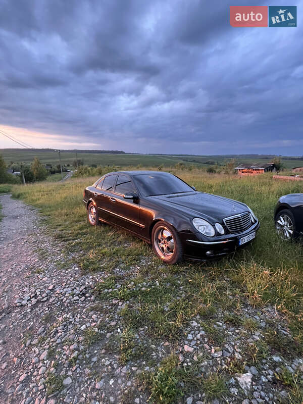 Седан Mercedes-Benz E-Class 2005 в Хмельницком фото 28 Седан Mercedes-Benz E-Class 2005 в Хмельницком