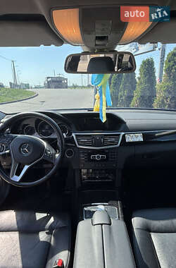 Универсал Mercedes-Benz E-Class 2012 в 