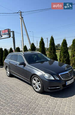 Универсал Mercedes-Benz E-Class 2012 в 