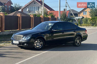 Седан Mercedes-Benz E-Class 2006 в 