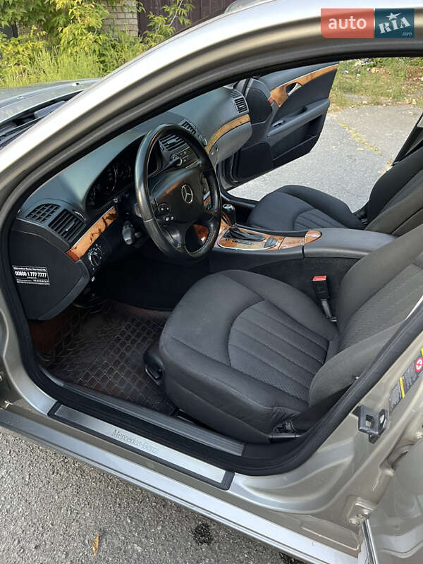Седан Mercedes-Benz E-Class 2008 в Киеве