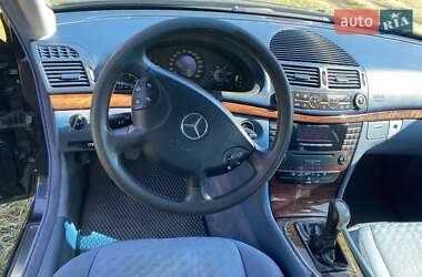 Седан Mercedes-Benz E-Class 2003 в 