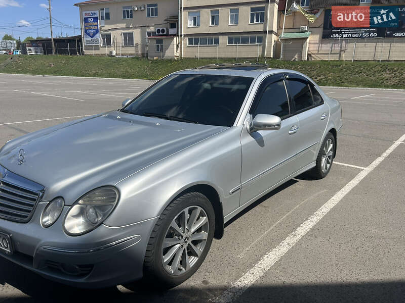 Седан Mercedes-Benz E-Class 2007 в Виннице
