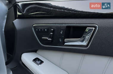 Седан Mercedes-Benz E-Class 2010 в 