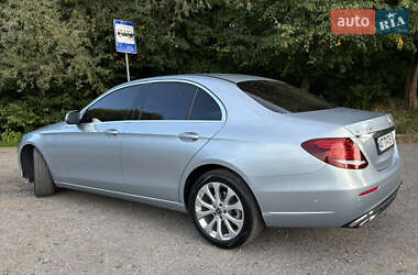 Седан Mercedes-Benz E-Class 2016 в 