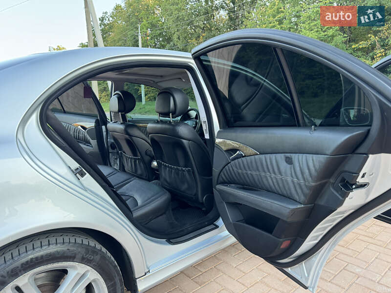 Седан Mercedes-Benz E-Class 2008 в Новоднестровске