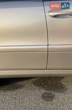 Седан Mercedes-Benz E-Class 2002 в 