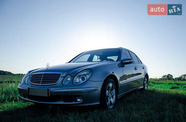 Седан Mercedes-Benz E-Class 2003 в 