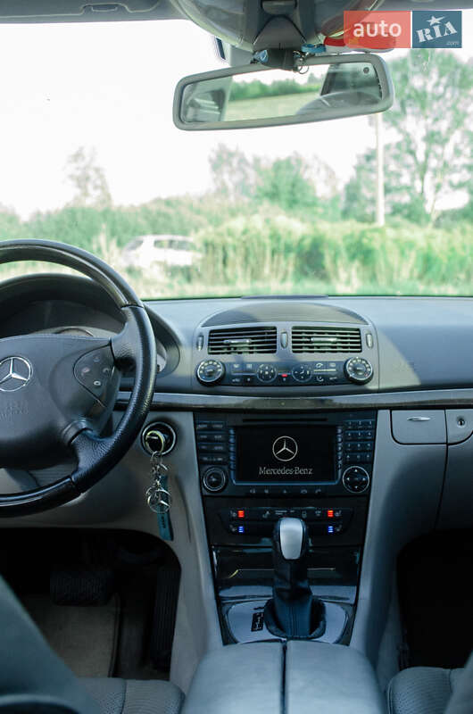 Седан Mercedes-Benz E-Class 2003 в Борисполі