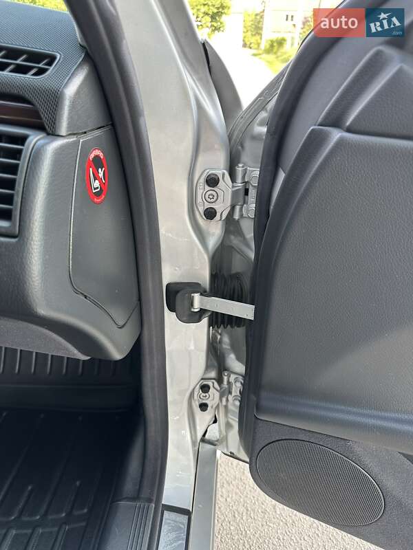 Седан Mercedes-Benz E-Class 2000 в Харкові