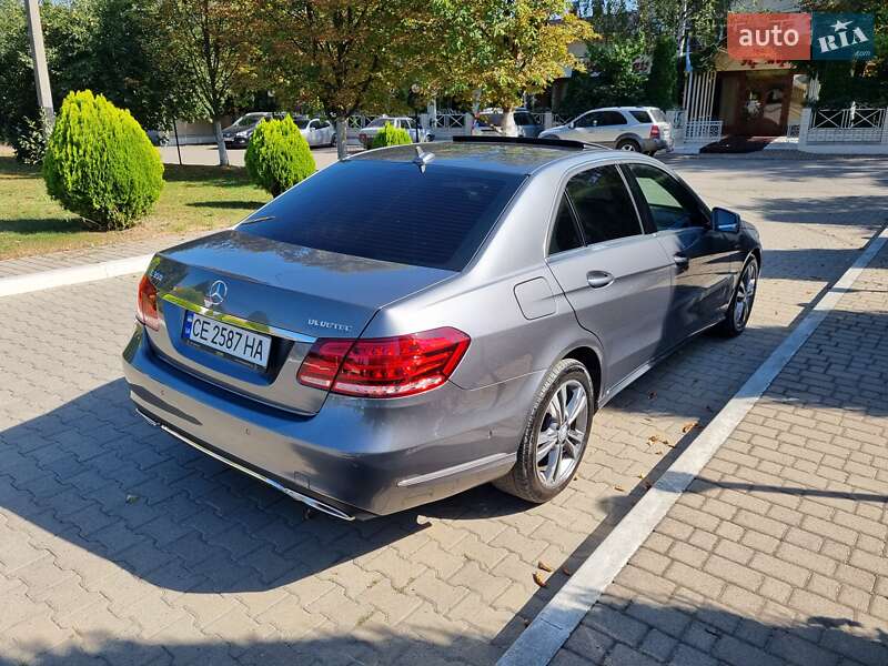 Седан Mercedes-Benz E-Class 2015 в Черновцах