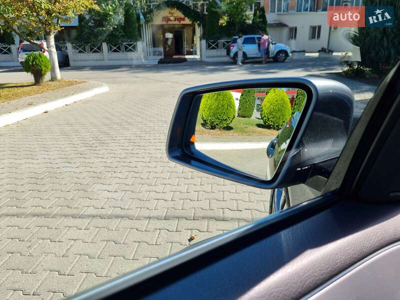 Седан Mercedes-Benz E-Class 2015 в Черновцах