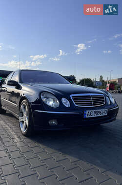 Седан Mercedes-Benz E-Class 2003 в Луцьку