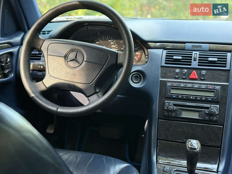 Седан Mercedes-Benz E-Class 1998 в Черкассах фото 55 Седан Mercedes-Benz E-Class 1998 в Черкассах