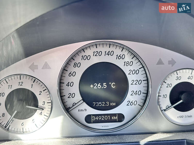 Седан Mercedes-Benz E-Class 2007 в Дымере