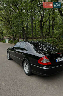 Седан Mercedes-Benz E-Class 2007 в 