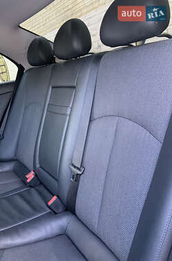 Седан Mercedes-Benz E-Class 2007 в 