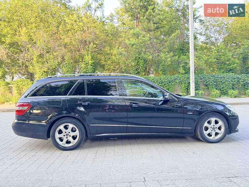 Универсал Mercedes-Benz E-Class 2011 в Городке фото 16 Универсал Mercedes-Benz E-Class 2011 в Городке