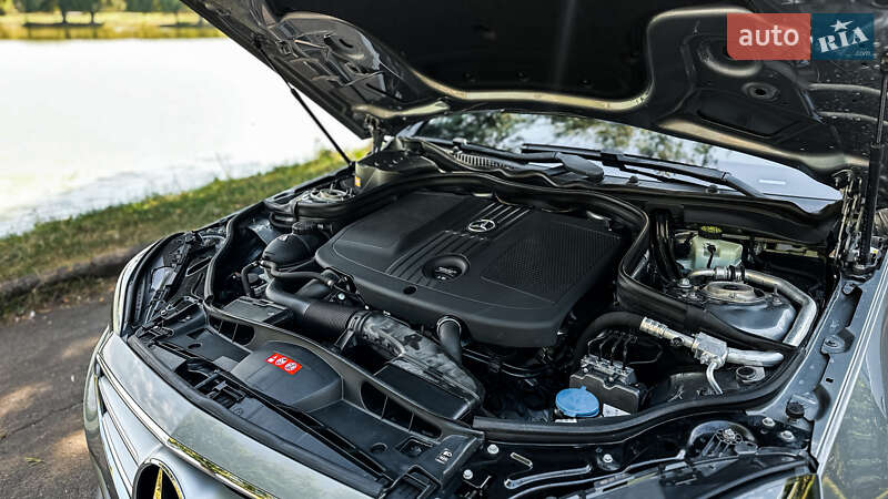 Седан Mercedes-Benz E-Class 2015 в Ровно фото 51 Седан Mercedes-Benz E-Class 2015 в Ровно