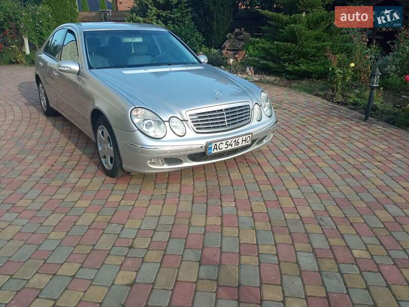 Mercedes-Benz E-Class 2003