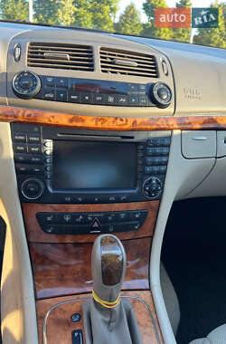 Седан Mercedes-Benz E-Class 2006 в 