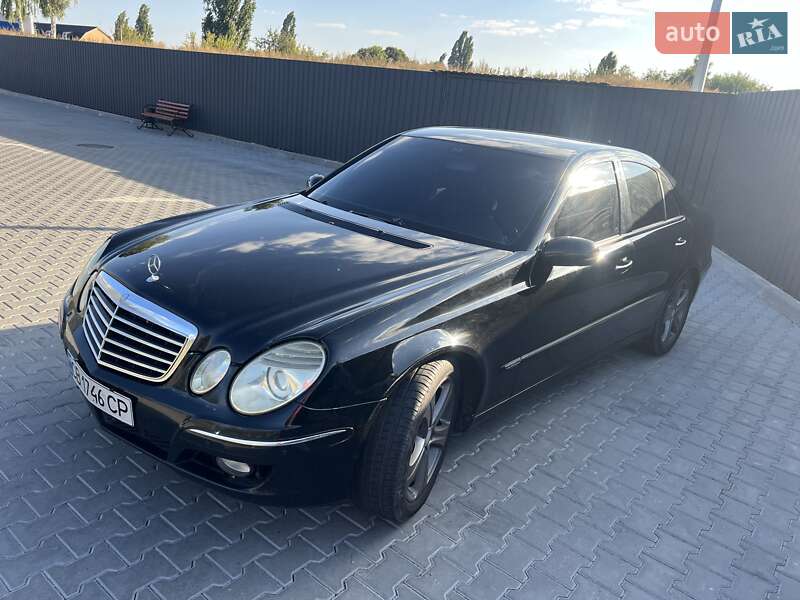 Седан Mercedes-Benz E-Class 2004 в Белой Церкви