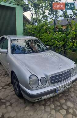 Седан Mercedes-Benz E-Class 1996 в Коломые